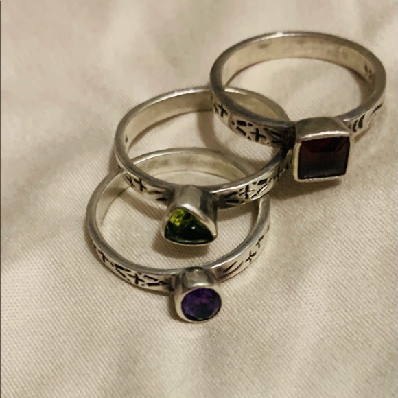 Rings - Picture 3 of 4